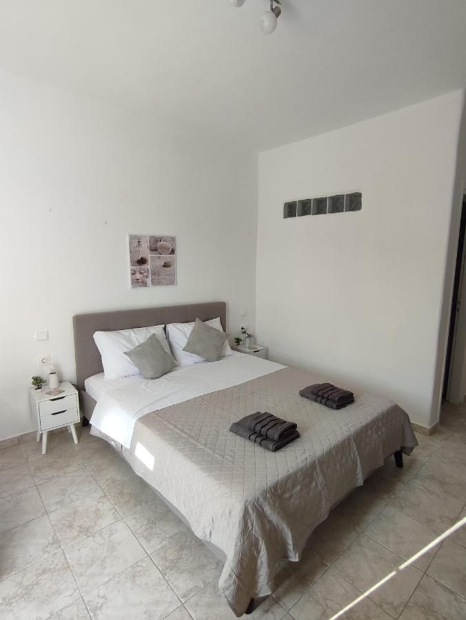 Apartament Mia Casaki Nausa Zewnętrze zdjęcie