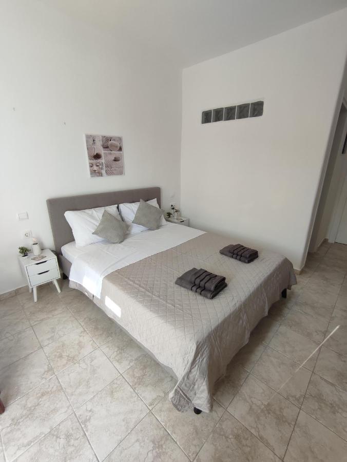 Apartament Mia Casaki Nausa Zewnętrze zdjęcie